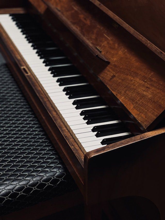 Close+up+of+a+piano